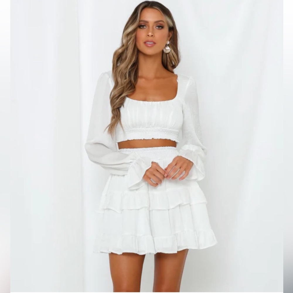 Hello Molly SET On Screen Tiered XS white ruffle skirt and crop top set of 2
